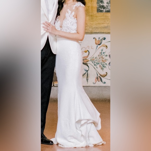 Atelier Pronovias Vicenta 2 (fits like 0) - Picture 2 of 9